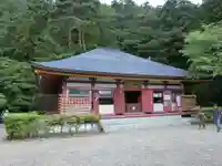 鳳来寺の本殿・本堂