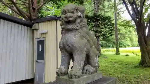 音江神社の狛犬