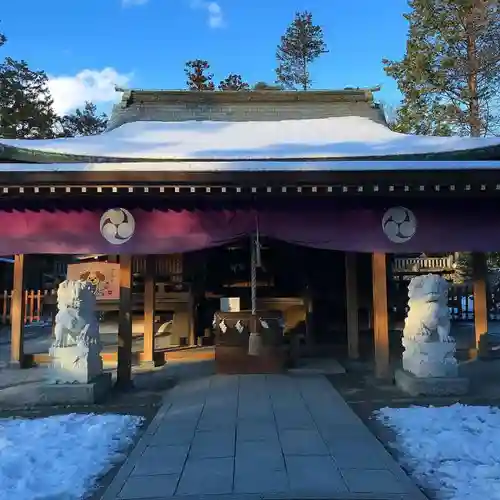 唐澤山神社の本殿