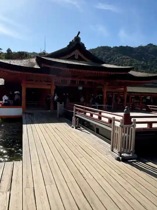 厳島神社(広島県)