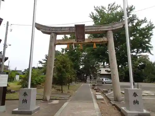 神明社の鳥居