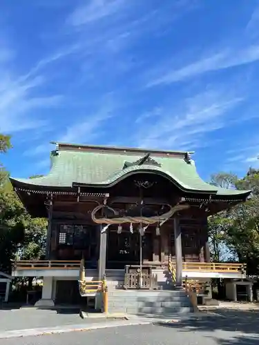 綿都美神社の本殿・本堂