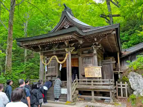 戸隠神社九頭龍社の本殿