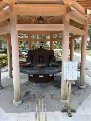 永平寺の{uncategorized: "未分類", other: "その他", undefined: "問題あり", building: "その他建物", grave: "お墓", sacred_gate: "鳥居", guardian: "狛犬", statue: "像", buddha: "仏像", history: "歴史", nature: "自然", garden: "庭園", animal: "動物", pagoda: "塔", temizu: "手水舎", mountain_gate: "山門・神門", sanctuary: "本殿・本堂", subordinate: "末社・摂社", art: "芸術", scenery: "景色", jizo: "地蔵", ema: "絵馬", goshuin: "御朱印", omikuji: "おみくじ", items: "授与品その他", amulet: "お守り", goshuincho: "御朱印帳", eats: "食事", festival: "お祭り", votive_dance: "神楽", shichigosan: "七五三参", wedding: "結婚式", experience: "体験その他", initially: "初詣", around: "周辺", anti_infection: "感染症対策"}