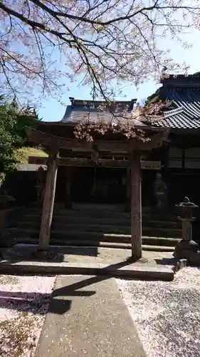 妙照寺の末社・摂社