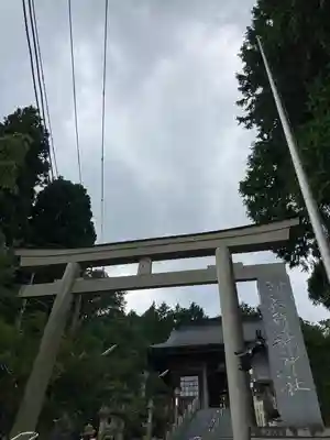 武蔵御嶽神社の鳥居