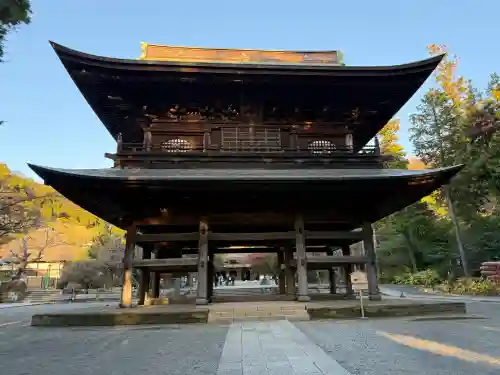 円覚寺の{uncategorized: "未分類", other: "その他", undefined: "問題あり", building: "その他建物", grave: "お墓", sacred_gate: "鳥居", guardian: "狛犬", statue: "像", buddha: "仏像", history: "歴史", nature: "自然", garden: "庭園", animal: "動物", pagoda: "塔", temizu: "手水舎", mountain_gate: "山門・神門", sanctuary: "本殿・本堂", subordinate: "末社・摂社", art: "芸術", scenery: "景色", jizo: "地蔵", ema: "絵馬", goshuin: "御朱印", omikuji: "おみくじ", items: "授与品その他", amulet: "お守り", goshuincho: "御朱印帳", eats: "食事", festival: "お祭り", votive_dance: "神楽", shichigosan: "七五三参", wedding: "結婚式", experience: "体験その他", initially: "初詣", around: "周辺", anti_infection: "感染症対策"}