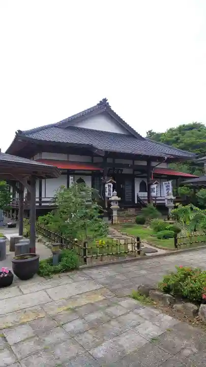 智弘院の本殿・本堂