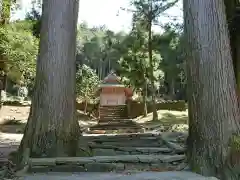 八幡宮の本殿