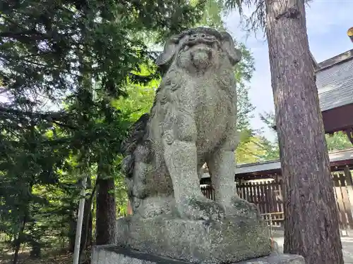 帯廣神社の狛犬