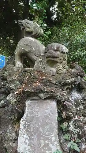 春日部八幡神社の狛犬