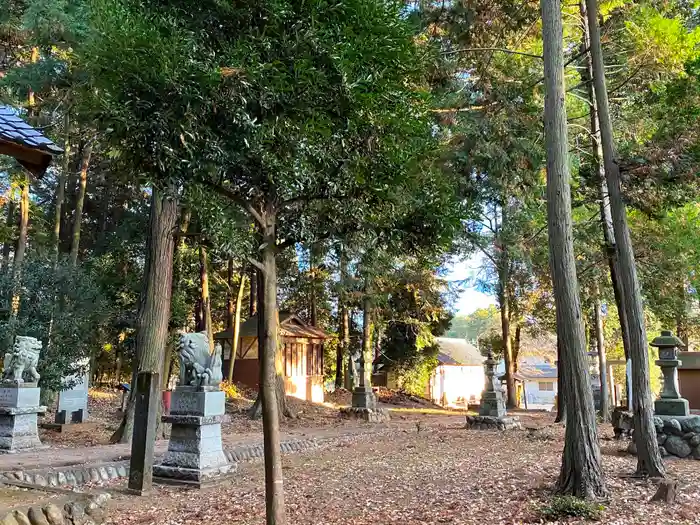 小被神社の建物その他