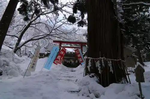 磐椅神社の鳥居