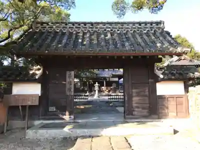 観世音寺の山門・神門