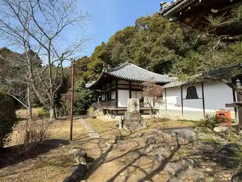 根来寺の{uncategorized: "未分類", other: "その他", undefined: "問題あり", building: "その他建物", grave: "お墓", sacred_gate: "鳥居", guardian: "狛犬", statue: "像", buddha: "仏像", history: "歴史", nature: "自然", garden: "庭園", animal: "動物", pagoda: "塔", temizu: "手水舎", mountain_gate: "山門・神門", sanctuary: "本殿・本堂", subordinate: "末社・摂社", art: "芸術", scenery: "景色", jizo: "地蔵", ema: "絵馬", goshuin: "御朱印", omikuji: "おみくじ", items: "授与品その他", amulet: "お守り", goshuincho: "御朱印帳", eats: "食事", festival: "お祭り", votive_dance: "神楽", shichigosan: "七五三参", wedding: "結婚式", experience: "体験その他", initially: "初詣", around: "周辺", anti_infection: "感染症対策"}