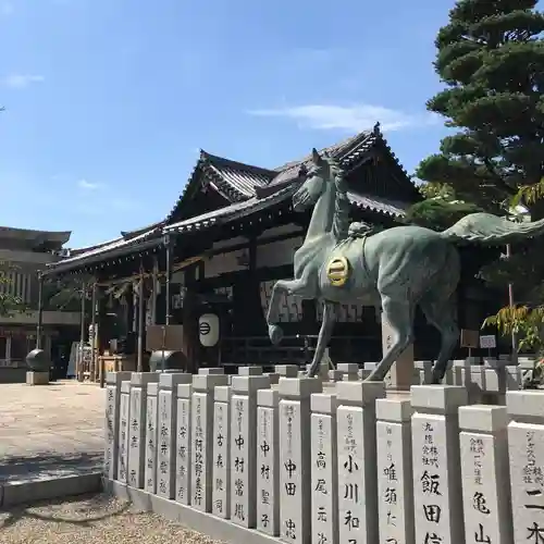 射楯兵主神社の狛犬