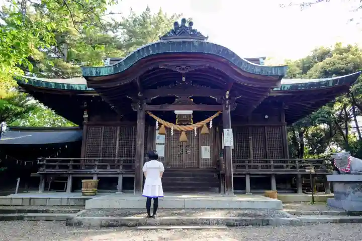 櫻井神社の{uncategorized: "未分類", other: "その他", undefined: "問題あり", building: "その他建物", grave: "お墓", sacred_gate: "鳥居", guardian: "狛犬", statue: "像", buddha: "仏像", history: "歴史", nature: "自然", garden: "庭園", animal: "動物", pagoda: "塔", temizu: "手水舎", mountain_gate: "山門・神門", sanctuary: "本殿・本堂", subordinate: "末社・摂社", art: "芸術", scenery: "景色", jizo: "地蔵", ema: "絵馬", goshuin: "御朱印", omikuji: "おみくじ", items: "授与品その他", amulet: "お守り", goshuincho: "御朱印帳", eats: "食事", festival: "お祭り", votive_dance: "神楽", shichigosan: "七五三参", wedding: "結婚式", experience: "体験その他", initially: "初詣", around: "周辺", anti_infection: "感染症対策"}