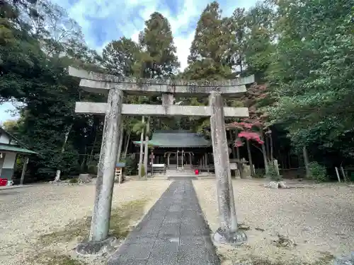 矢田坐久志玉比古神社の鳥居