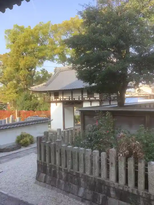 味鏡山 護國院の山門・神門