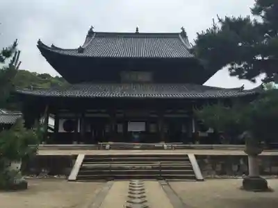 萬福寺の本殿・本堂