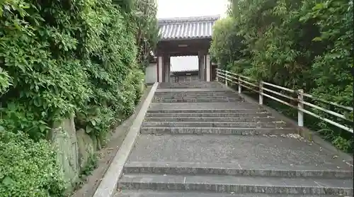 福住寺の山門・神門