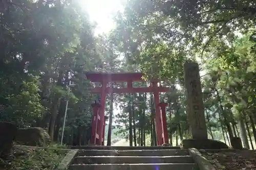 當麻山口神社の鳥居