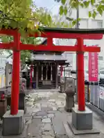 雷電稲荷神社の鳥居