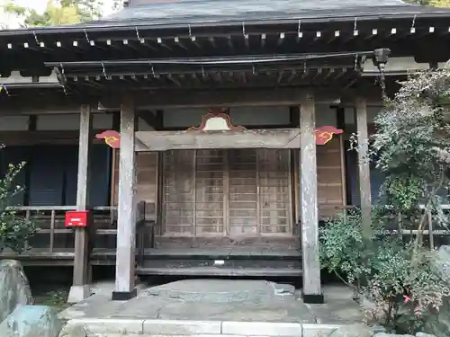 東長寺の本殿