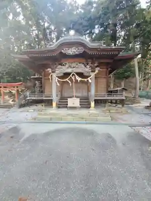 諏訪神社の本殿・本堂