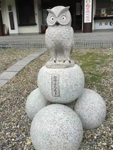 函館護國神社の像