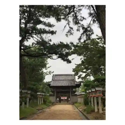 住吉神社の山門