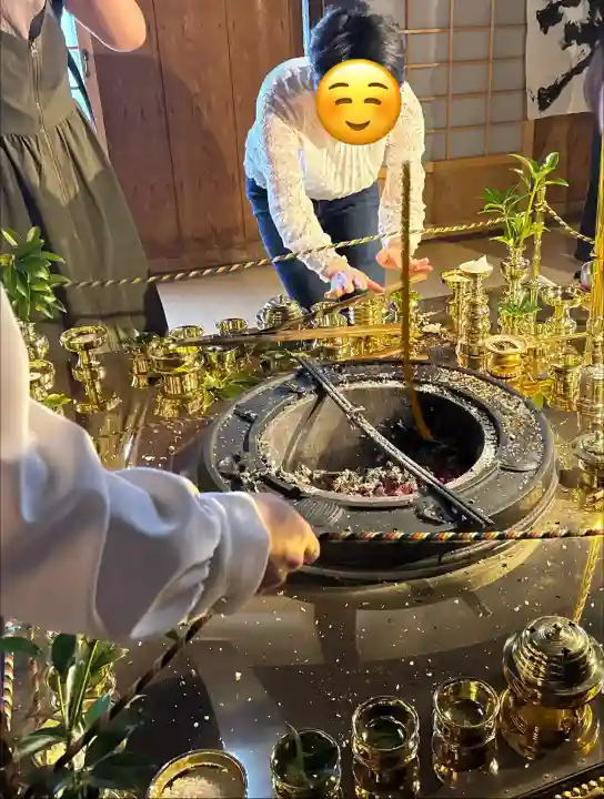 東円寺の{uncategorized: "未分類", other: "その他", undefined: "問題あり", building: "その他建物", grave: "お墓", sacred_gate: "鳥居", guardian: "狛犬", statue: "像", buddha: "仏像", history: "歴史", nature: "自然", garden: "庭園", animal: "動物", pagoda: "塔", temizu: "手水舎", mountain_gate: "山門・神門", sanctuary: "本殿・本堂", subordinate: "末社・摂社", art: "芸術", scenery: "景色", jizo: "地蔵", ema: "絵馬", goshuin: "御朱印", omikuji: "おみくじ", items: "授与品その他", amulet: "お守り", goshuincho: "御朱印帳", eats: "食事", festival: "お祭り", votive_dance: "神楽", shichigosan: "七五三参", wedding: "結婚式", experience: "体験その他", initially: "初詣", around: "周辺", anti_infection: "感染症対策"}