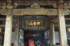 青岸渡寺の本殿