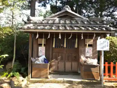 荒井神社の末社・摂社