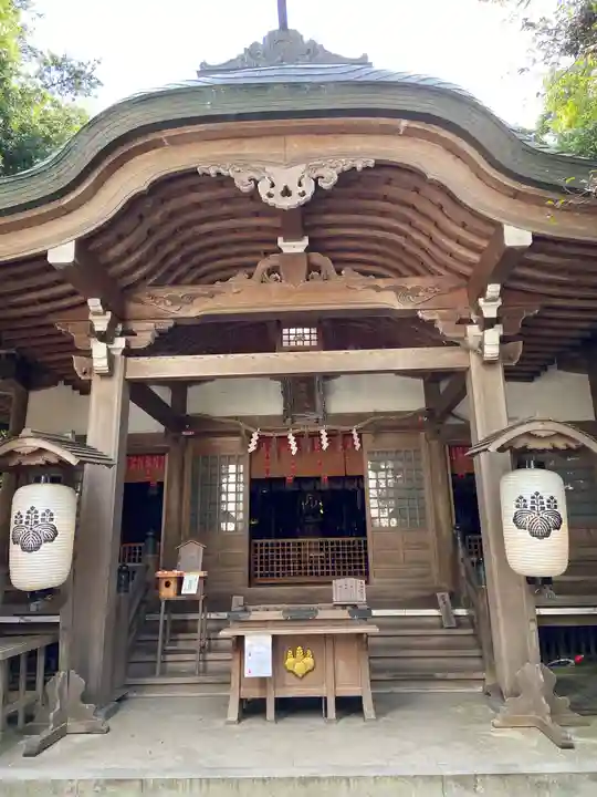 八百富神社の本殿・本堂