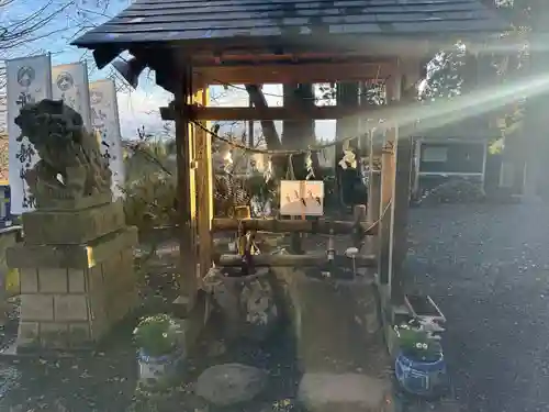 坪沼八幡神社の手水舎