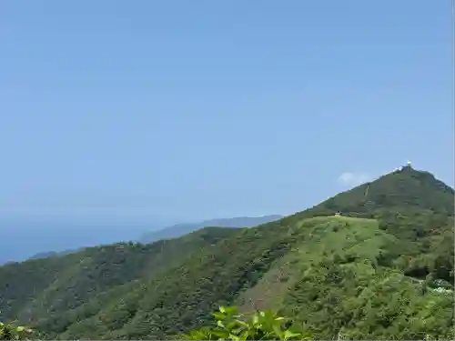 彌彦神社奥宮（御神廟）(新潟県)