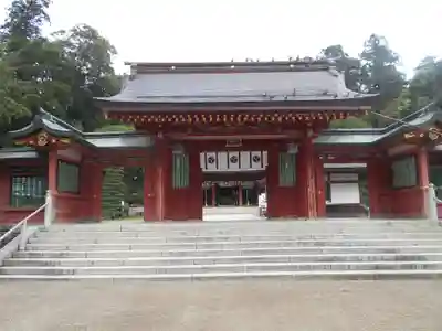 志波彦神社・鹽竈神社の山門・神門