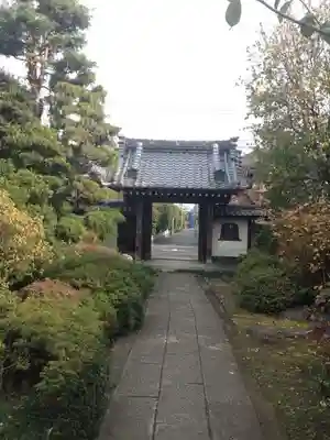 船橋不動尊　寳性寺の山門・神門