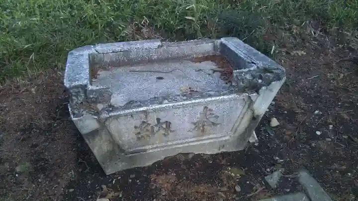 産宮神社の手水舎