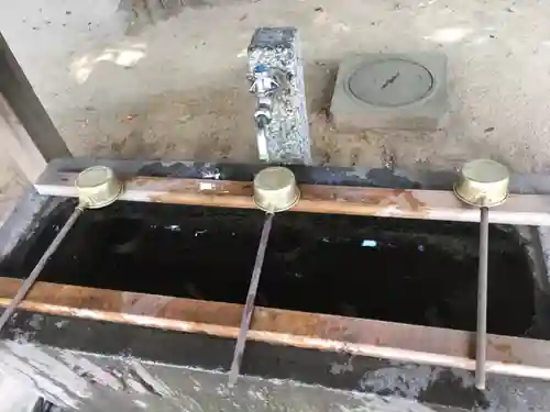 中山神社の手水舎