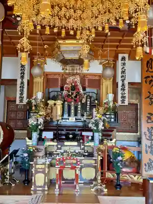 栗原寺の本殿・本堂