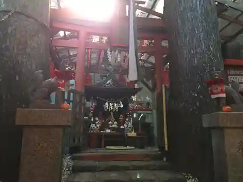 清高稲荷社の本殿・本堂