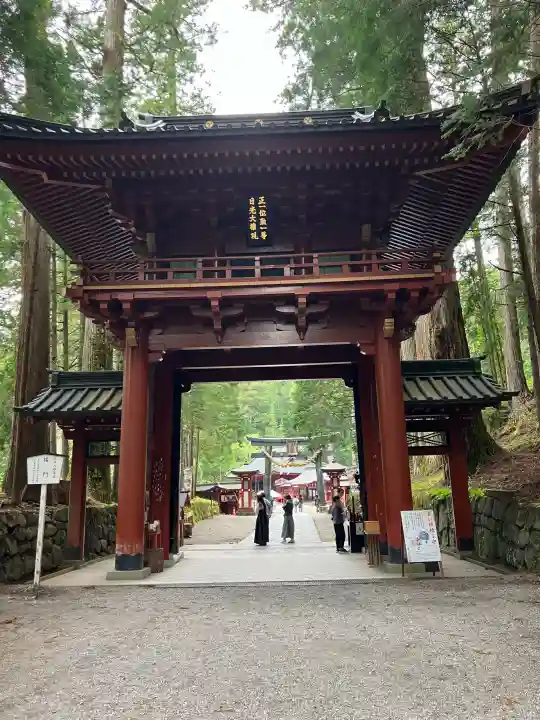 日光二荒山神社の{uncategorized: "未分類", other: "その他", undefined: "問題あり", building: "その他建物", grave: "お墓", sacred_gate: "鳥居", guardian: "狛犬", statue: "像", buddha: "仏像", history: "歴史", nature: "自然", garden: "庭園", animal: "動物", pagoda: "塔", temizu: "手水舎", mountain_gate: "山門・神門", sanctuary: "本殿・本堂", subordinate: "末社・摂社", art: "芸術", scenery: "景色", jizo: "地蔵", ema: "絵馬", goshuin: "御朱印", omikuji: "おみくじ", items: "授与品その他", amulet: "お守り", goshuincho: "御朱印帳", eats: "食事", festival: "お祭り", votive_dance: "神楽", shichigosan: "七五三参", wedding: "結婚式", experience: "体験その他", initially: "初詣", around: "周辺", anti_infection: "感染症対策"}