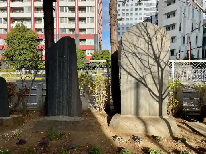 庚申神社の{uncategorized: "未分類", other: "その他", undefined: "問題あり", building: "その他建物", grave: "お墓", sacred_gate: "鳥居", guardian: "狛犬", statue: "像", buddha: "仏像", history: "歴史", nature: "自然", garden: "庭園", animal: "動物", pagoda: "塔", temizu: "手水舎", mountain_gate: "山門・神門", sanctuary: "本殿・本堂", subordinate: "末社・摂社", art: "芸術", scenery: "景色", jizo: "地蔵", ema: "絵馬", goshuin: "御朱印", omikuji: "おみくじ", items: "授与品その他", amulet: "お守り", goshuincho: "御朱印帳", eats: "食事", festival: "お祭り", votive_dance: "神楽", shichigosan: "七五三参", wedding: "結婚式", experience: "体験その他", initially: "初詣", around: "周辺", anti_infection: "感染症対策"}