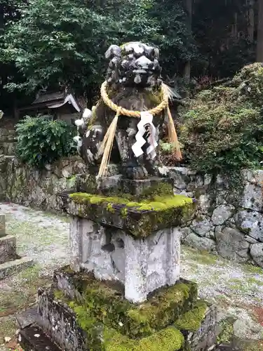 高天彦神社の狛犬