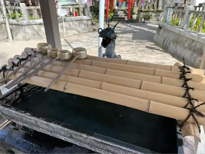 海南神社の手水舎