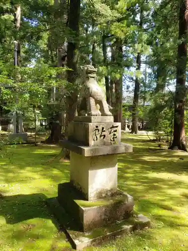 城端神明宮の狛犬