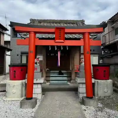 鴎稲荷神社の{uncategorized: "未分類", other: "その他", undefined: "問題あり", building: "その他建物", grave: "お墓", sacred_gate: "鳥居", guardian: "狛犬", statue: "像", buddha: "仏像", history: "歴史", nature: "自然", garden: "庭園", animal: "動物", pagoda: "塔", temizu: "手水舎", mountain_gate: "山門・神門", sanctuary: "本殿・本堂", subordinate: "末社・摂社", art: "芸術", scenery: "景色", jizo: "地蔵", ema: "絵馬", goshuin: "御朱印", omikuji: "おみくじ", items: "授与品その他", amulet: "お守り", goshuincho: "御朱印帳", eats: "食事", festival: "お祭り", votive_dance: "神楽", shichigosan: "七五三参", wedding: "結婚式", experience: "体験その他", initially: "初詣", around: "周辺", anti_infection: "感染症対策"}