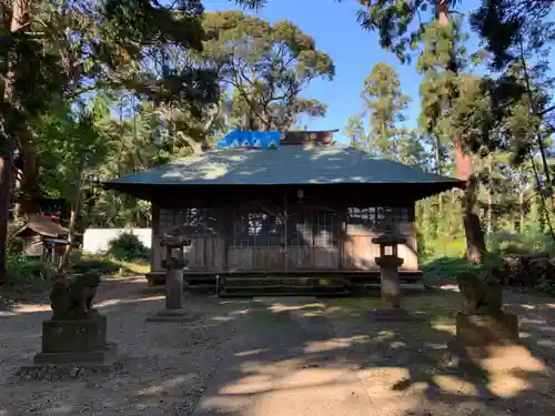 八幡神社の本殿・本堂